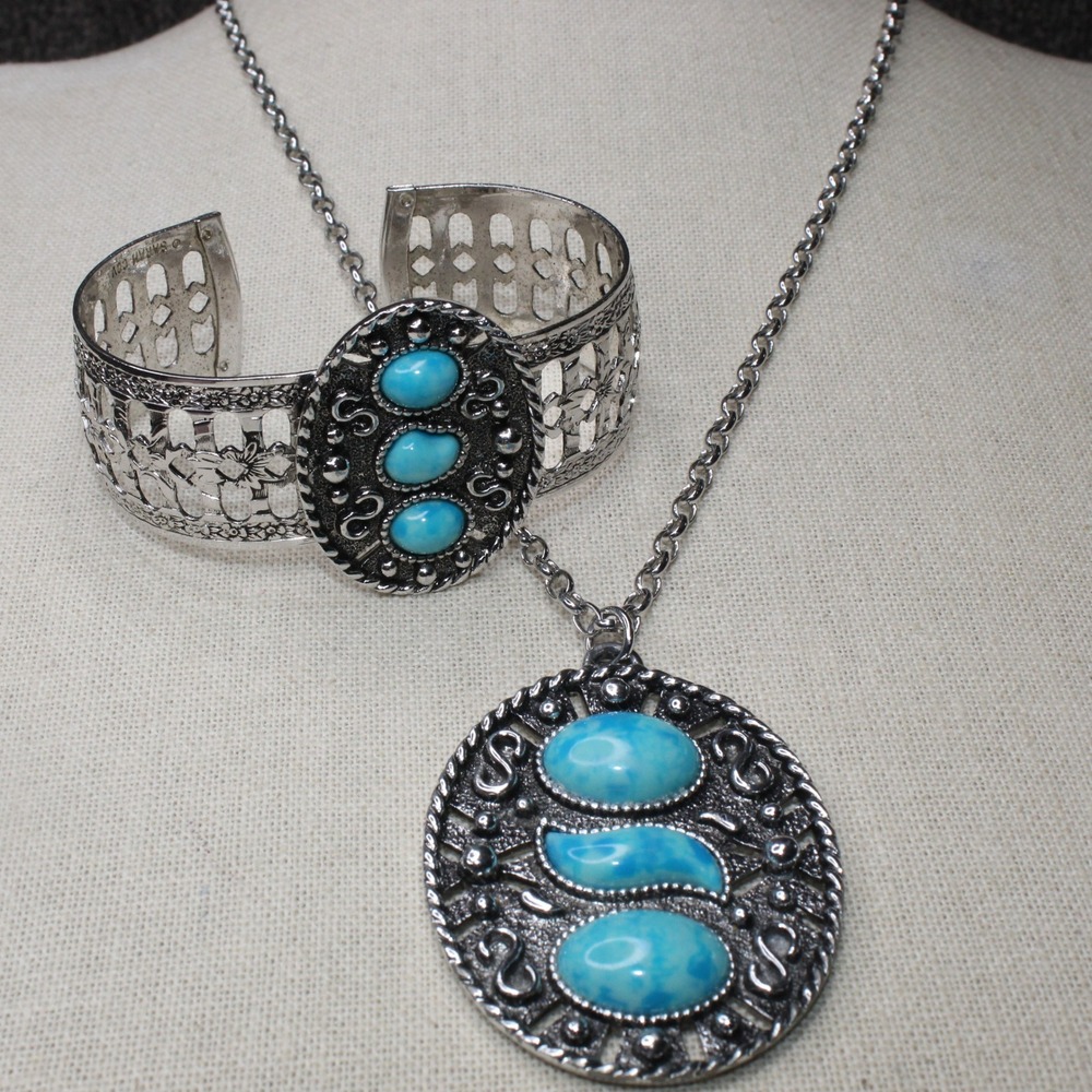 Sarah Coventry Jewelry Set Faux Turquoise Pendant Necklace Cuff Bracelet Silver